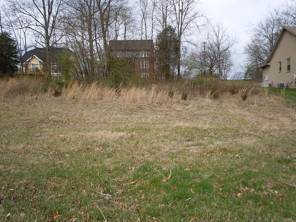 1st image of 510 Wood Lake Dr