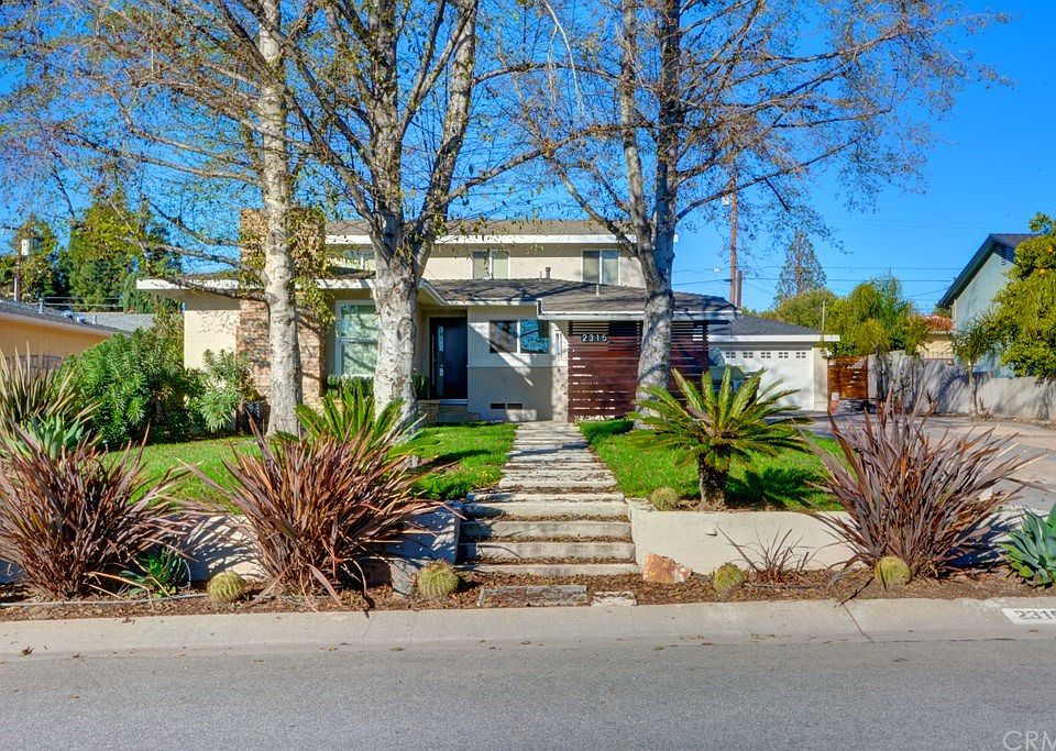 1st image of 2315 N Orange Dr W
