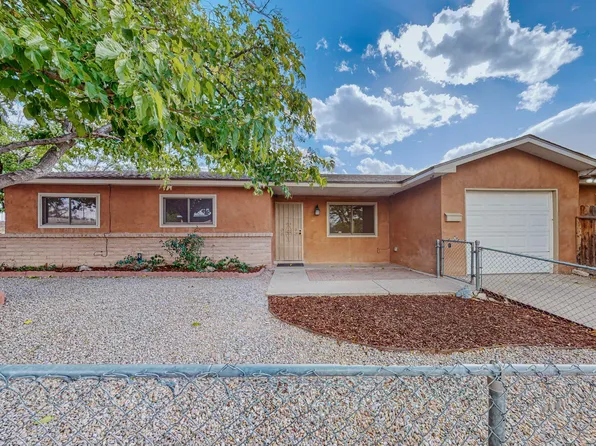 1601 Stanford Dr SE, Albuquerque, NM 87106