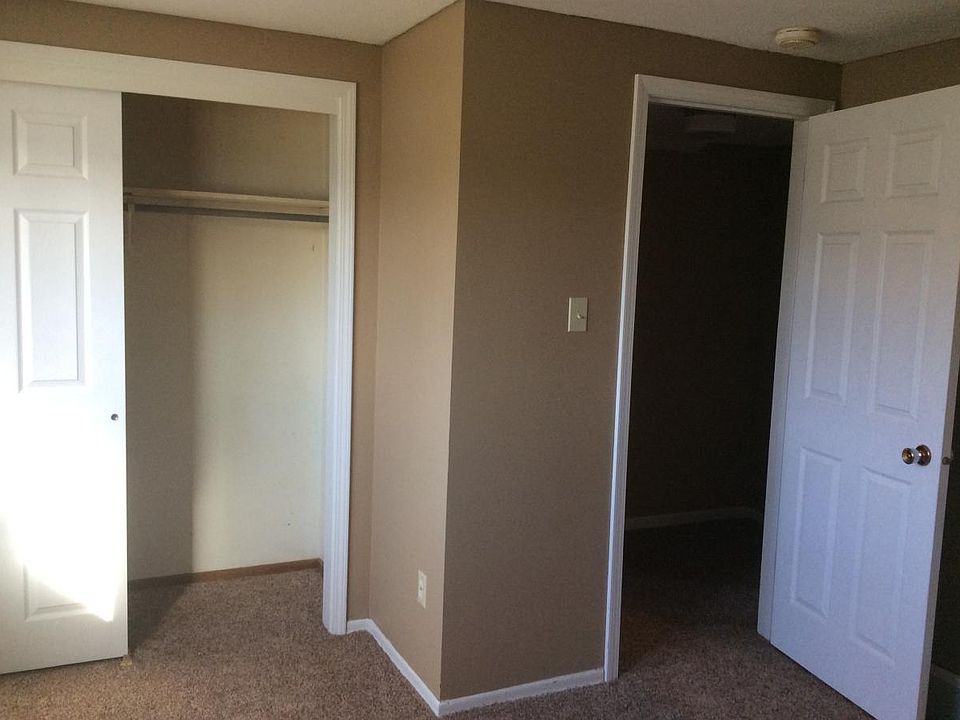 bedroom/closet