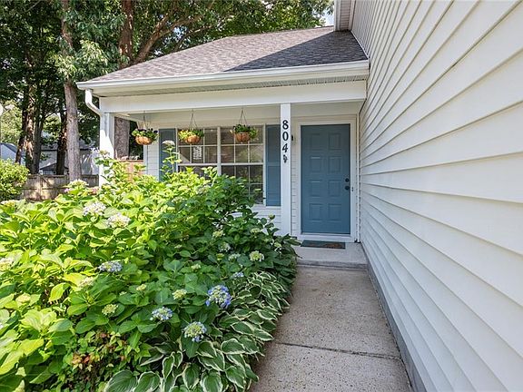 2nd image of 804 Millgate Ct