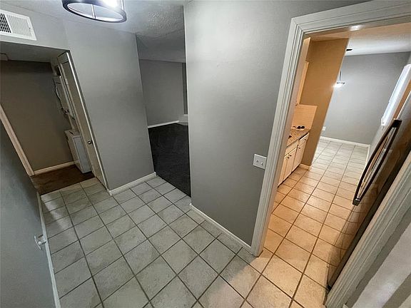 2nd image of 6724 N Meridian Ave APT B
