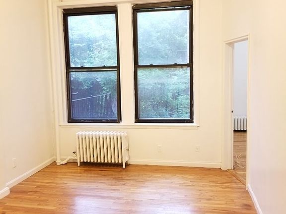 5th image of 292 Convent Ave APT 4