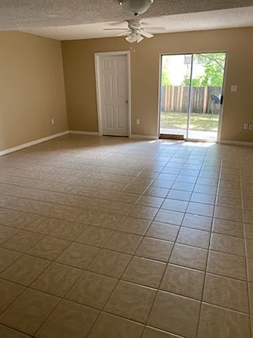 364 Schneider Dr — Photo 6