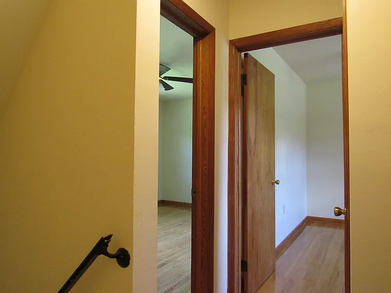 1020 Stonybridge Dr — Photo 13
