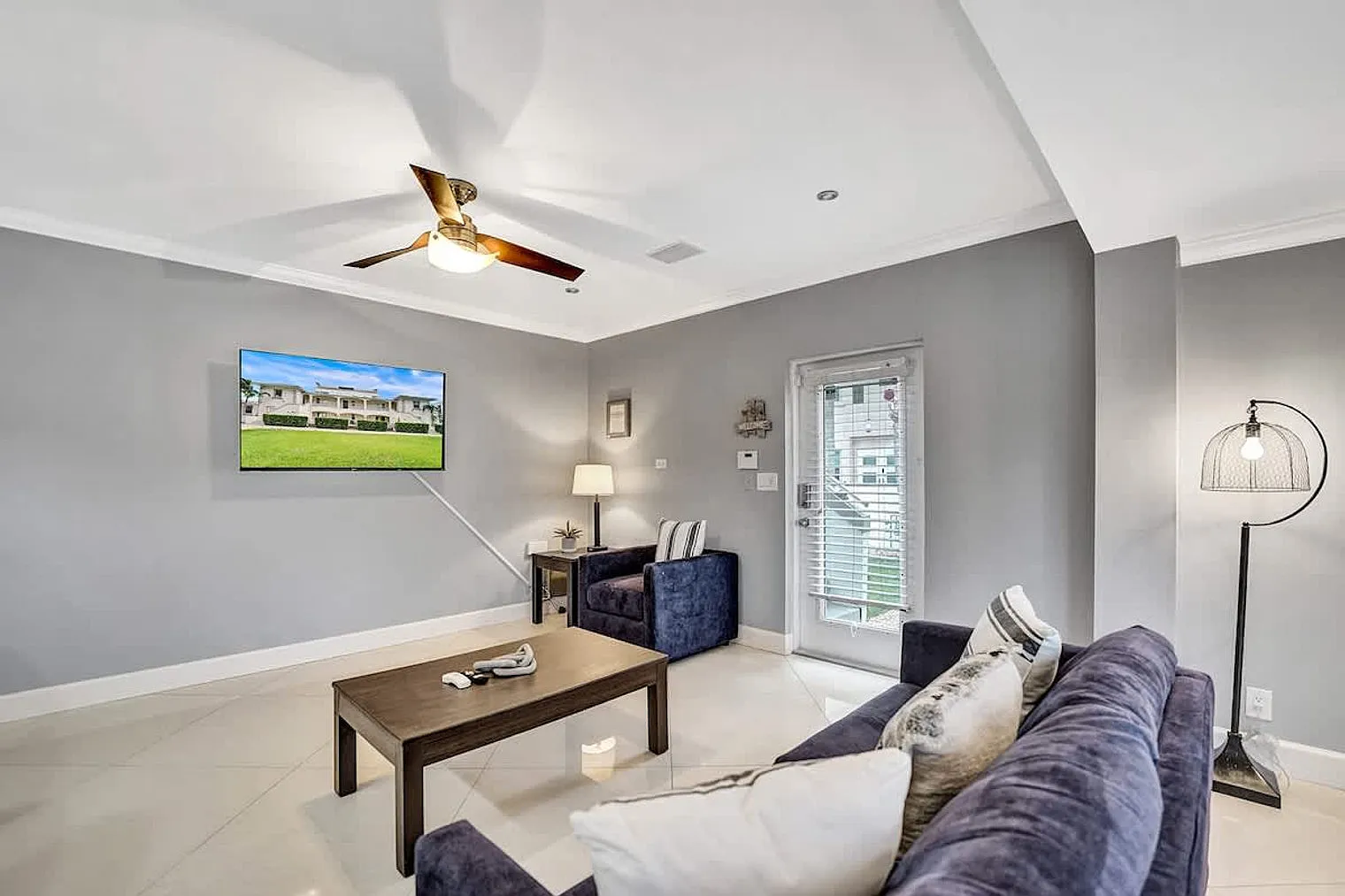 1 bed, 1.0 bath, 613 sqft, $3,264 — Photo 4
