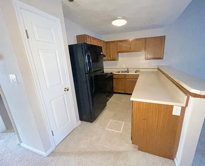 2 bed, 2.0 bath, 960 sqft, $1,350 — Photo 3