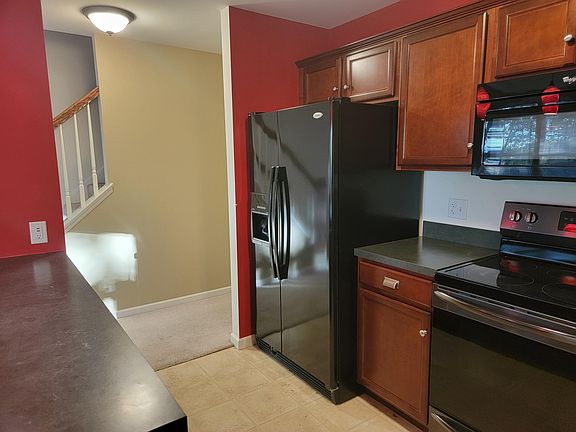 5th image of 287 Cedar Holw