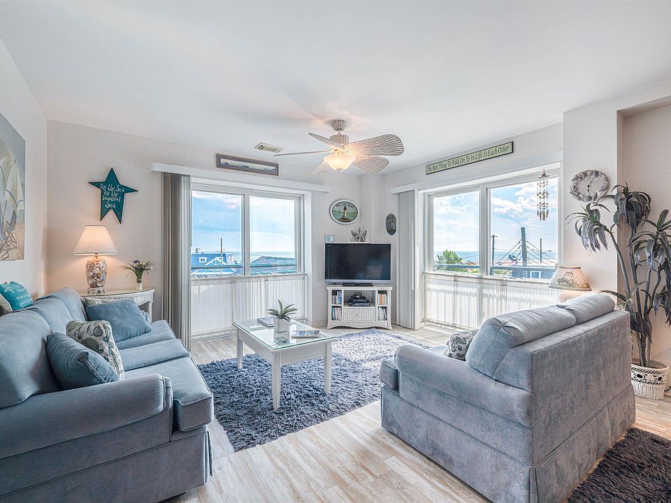 9 Jackson St Cape May, NJ, 08204 Apartments for Rent Zillow