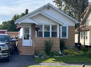 321 Roxford Rd N, Syracuse, NY 13208