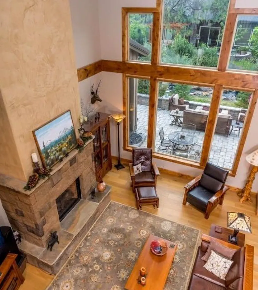 4 bed, 4.5 bath, 2938 sqft, $4,350 — Photo 1