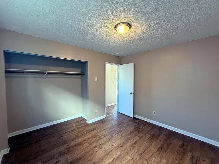 1913 33rd Ave #1 — Photo 13