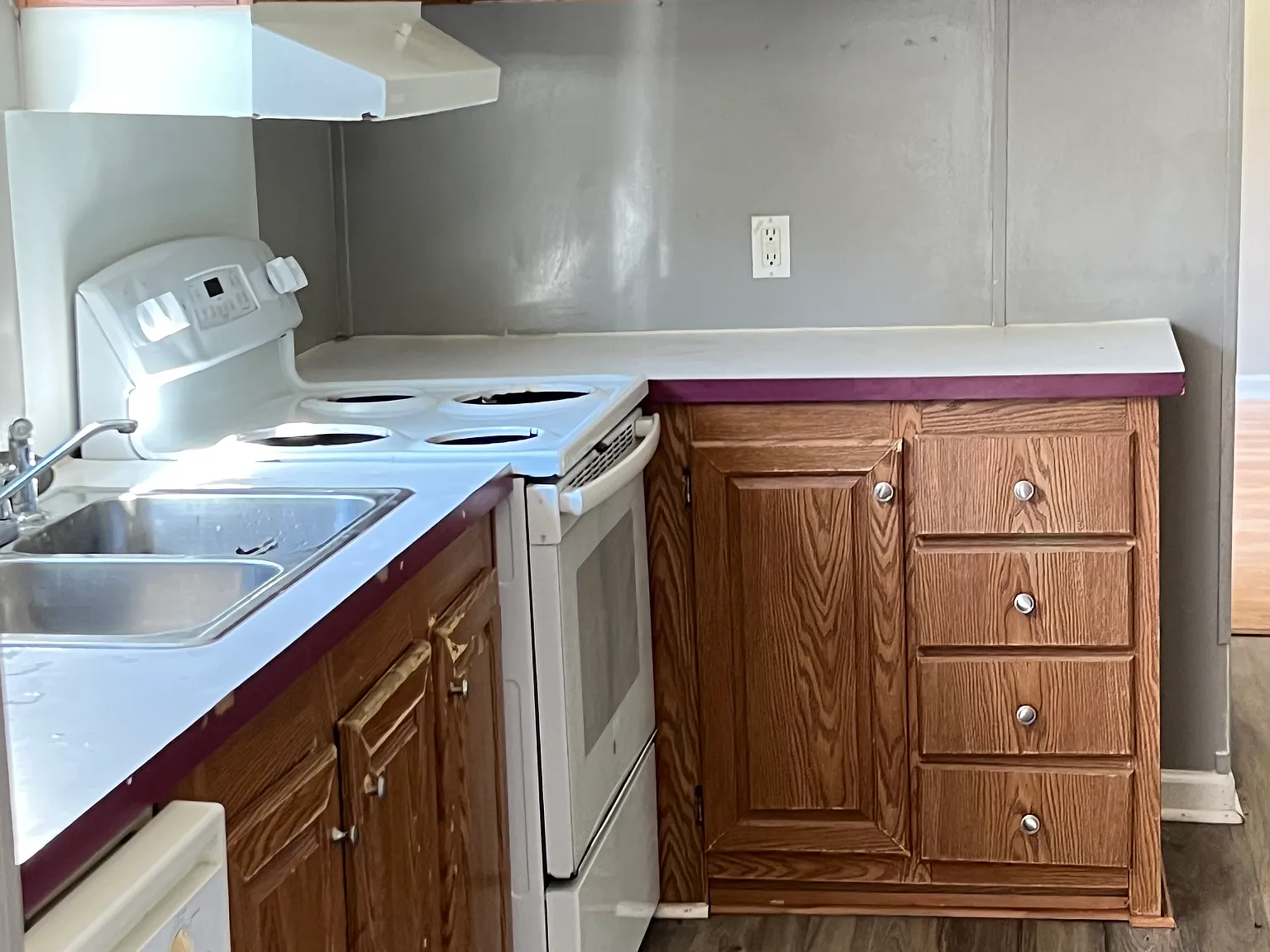 3 bed, 1250 sqft, $1,200 — Photo 3