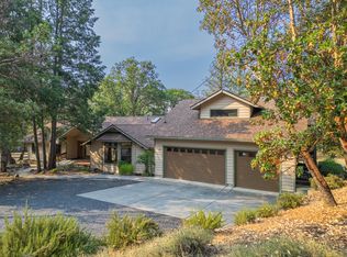 6551 Whispering Pines Ln, Jacksonville, OR 97530