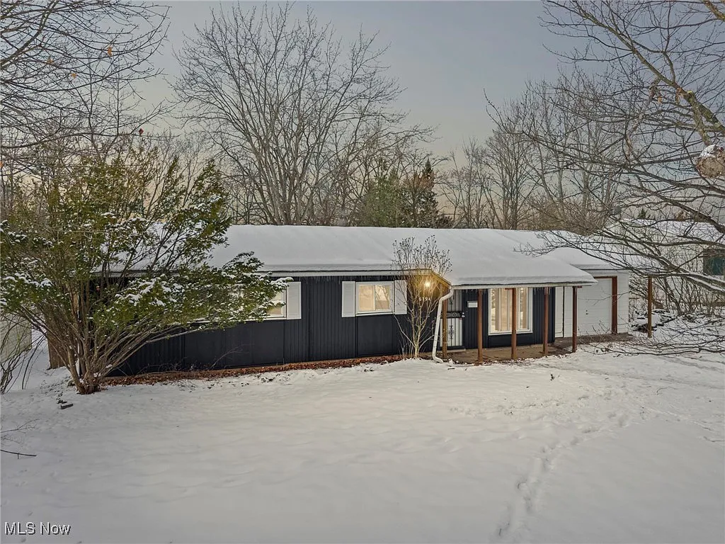 6194 Eldridge Blvd photo 1
