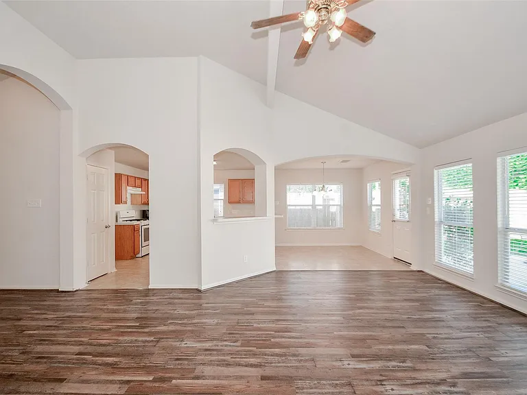 3314 Rainport Dr — Photo 7