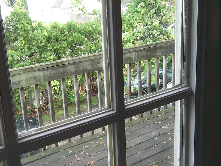 Kitchen door to deck