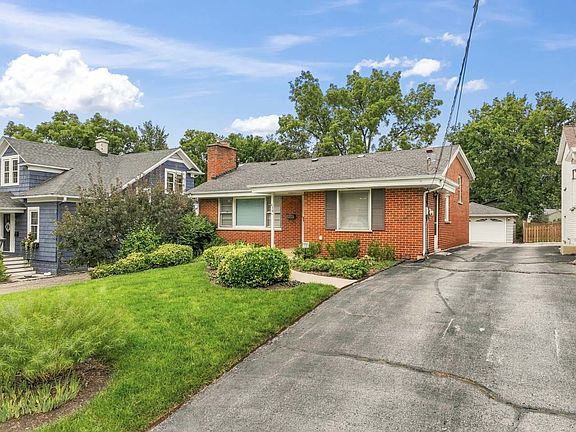 3rd image of 436 Turner Ave
