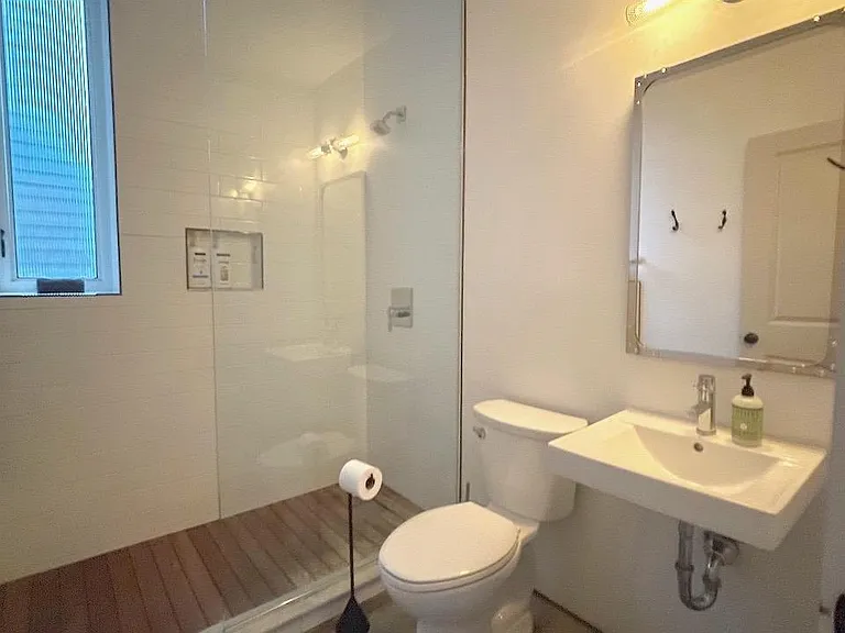 Bathroom #2