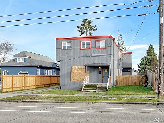 2nd image of 6039 S Puget Sound Ave