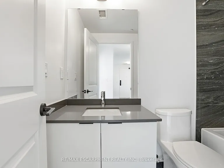 2075 Lakeshore Rd #602 — Photo 18