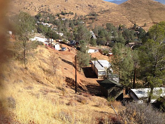 3rd image of 955 Bristlecone Dr