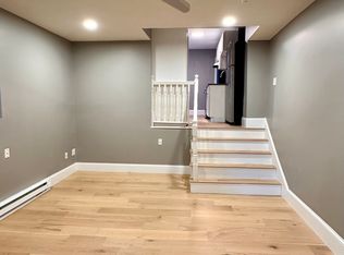 43 Cottage St #1R, Boston, MA 02128