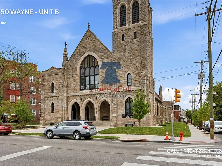 5250 Wayne — Photo 18