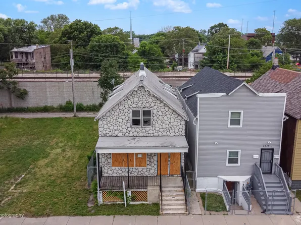 5538 S Perry Ave, Chicago, IL 60621