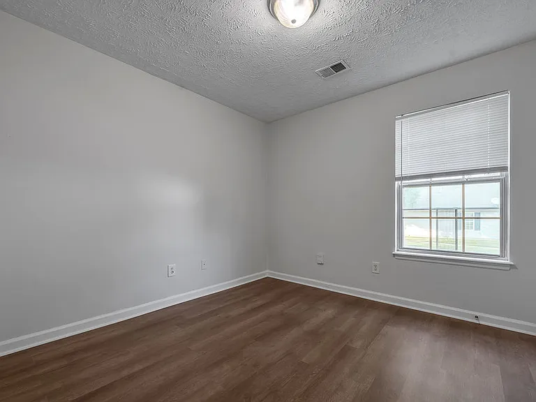 660 Morgan Hills Dr — Photo 16