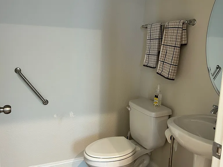 11916 Calvesta St — Photo 10