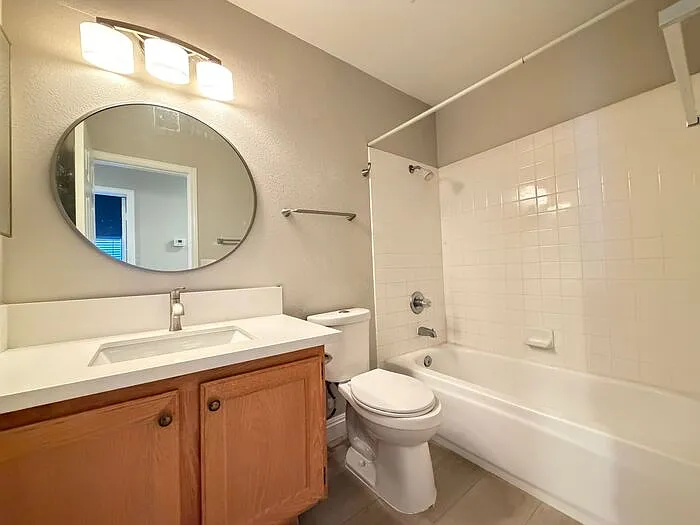 1433 Iron Springs Dr — Photo 8