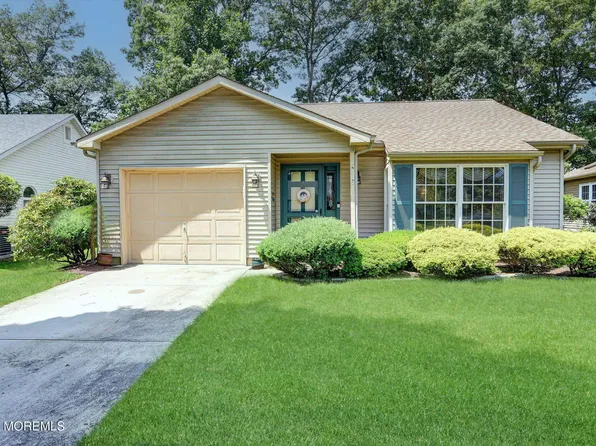 1541 Alpen Lane, Toms River, NJ 08755