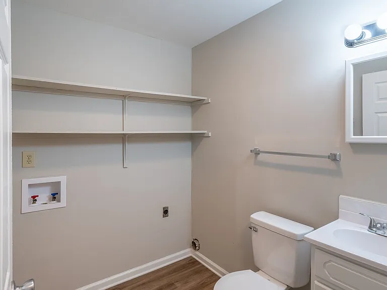 400 E Scott Ave #11 — Photo 7