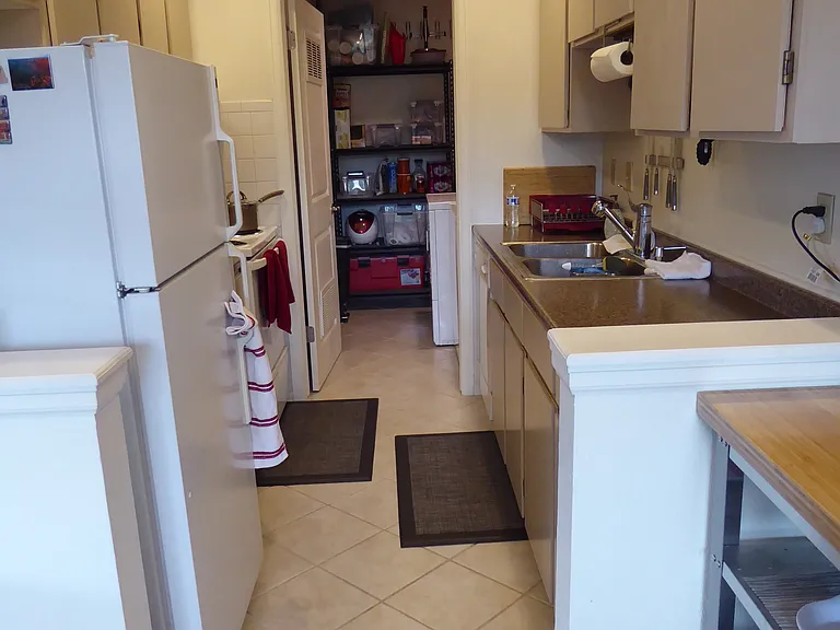 1101 Monroe Dr #D — Photo 7