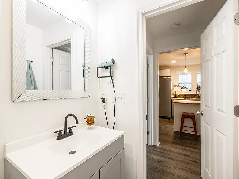 248 Morrison St — Photo 37