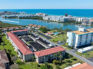 10215 Regal Dr APT 56, Largo, FL 33774