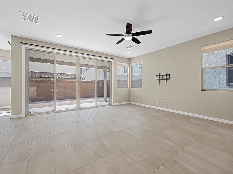 537 Monarch Ridge Ct — Photo 4