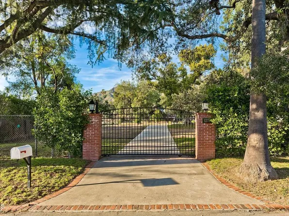 1277 Rubio St, Altadena, CA 91001