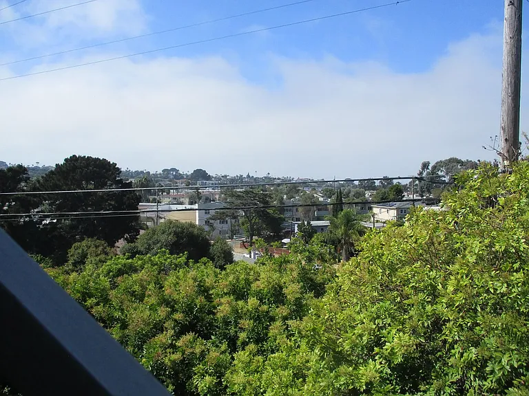 2228 Chatsworth Blvd #8 — Photo 11