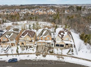 22 Wolf Creek Cres, Vaughan, ON L6A 4C6