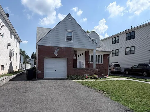 17 Pettit Street, Bloomfield, NJ 07003