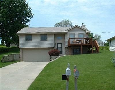 1st image of 925 Beaver Lake Blvd