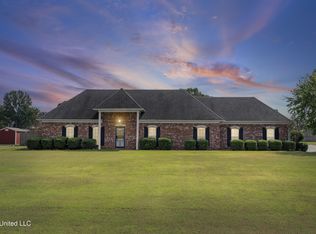 1958 Lamar Pl W, Hernando, MS 38632