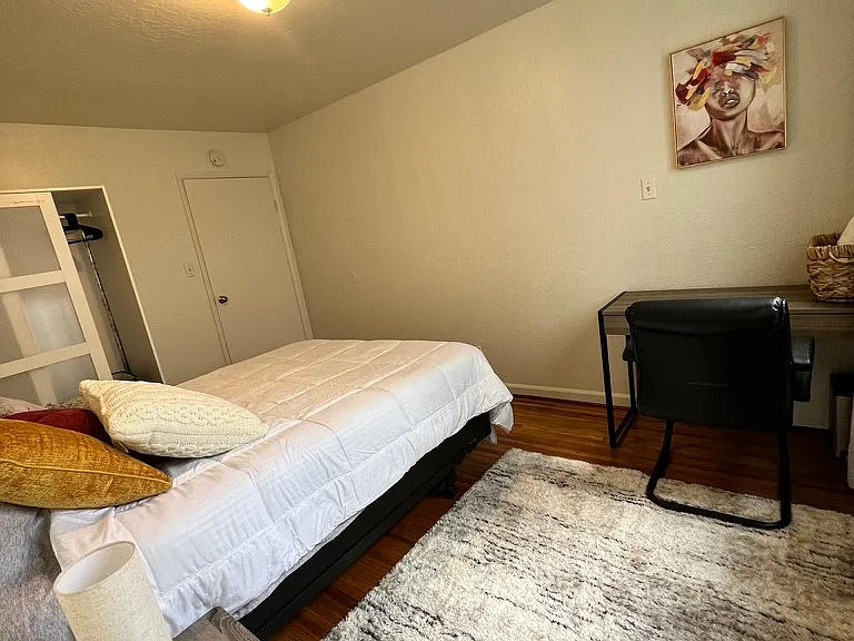 241 Harrison Ave — Photo 22