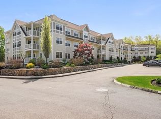 2 Manor Ter UNIT 237, Lexington, MA 02420
