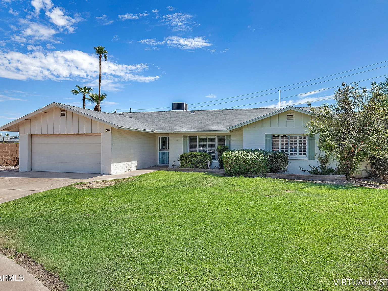 4 bed, 2.0 bath, 2153 sqft, $2,999 — Photo 2
