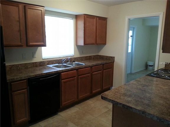 4th image of 2308 California St
