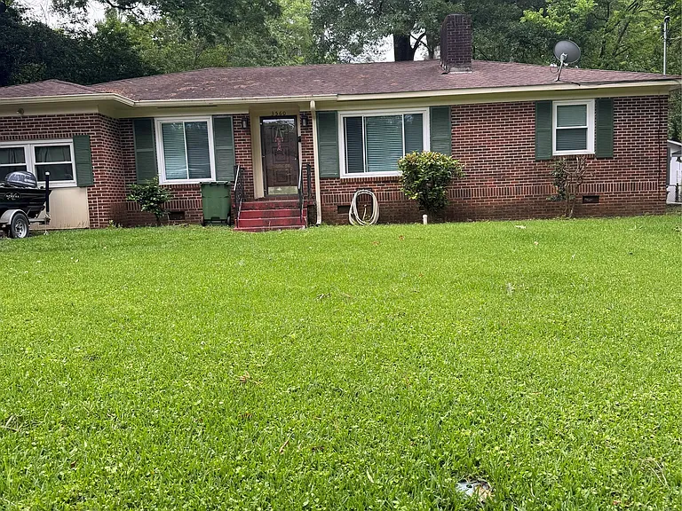 3560 N Georgetown Dr — Photo 1