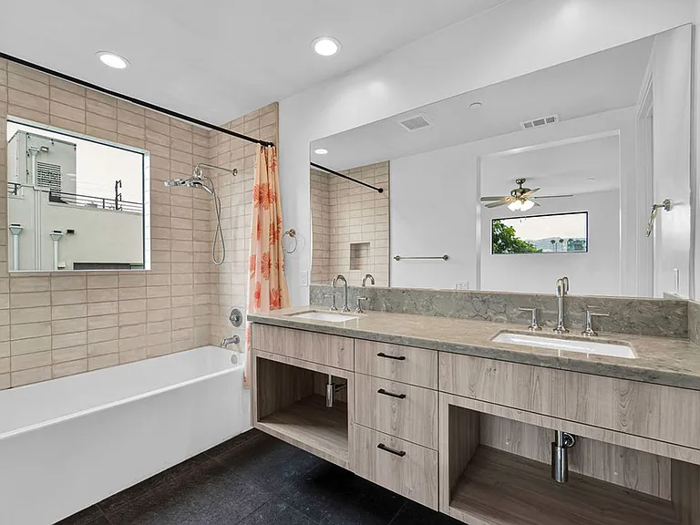 4528 Ayla Ln — Photo 12